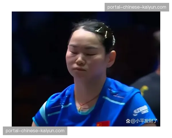 关键分争议：中美女排对决第三局局点，鹰眼挑战系统判定引发双方教练长时间讨论